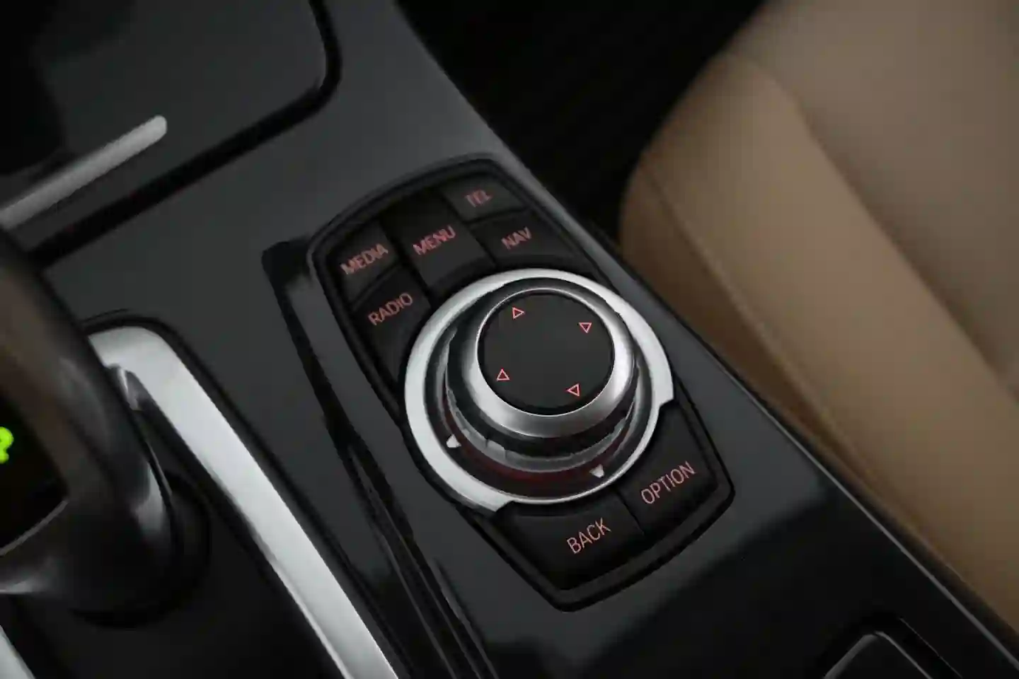 Car Image - 26Mlg1N8qDzmq2AMEK6ig8