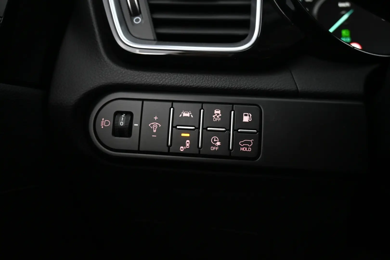 Car Image - 3I2IRytBHn58XcGoo3ipsD
