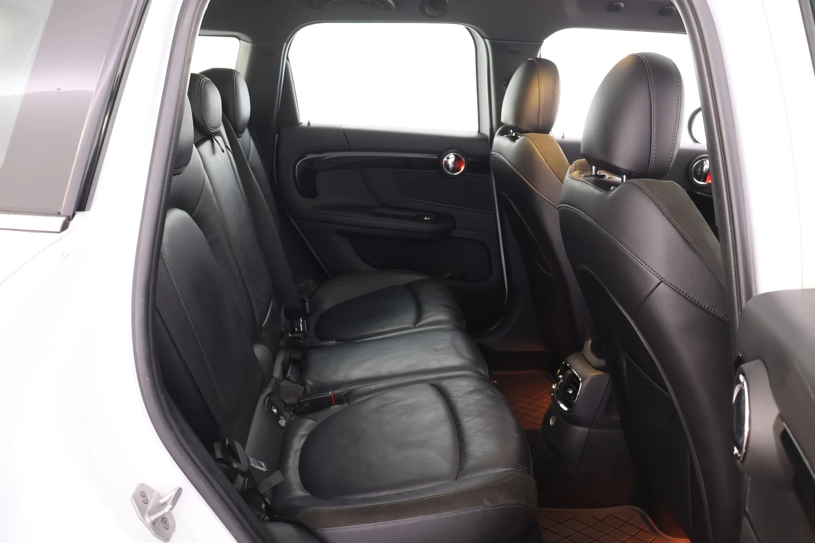 Car Image - 5ufhoI1aldA6EqCn2RrxmY