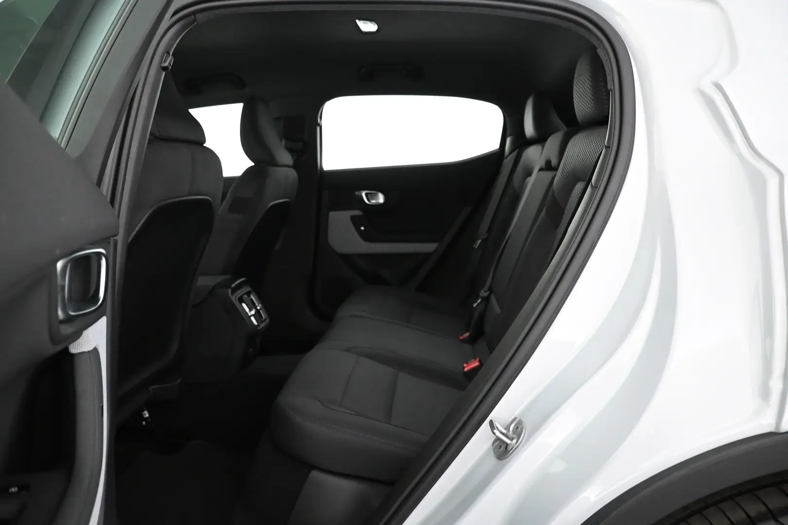 Car Image - 3BtcKY4oLzuF8sVJ91kXfh