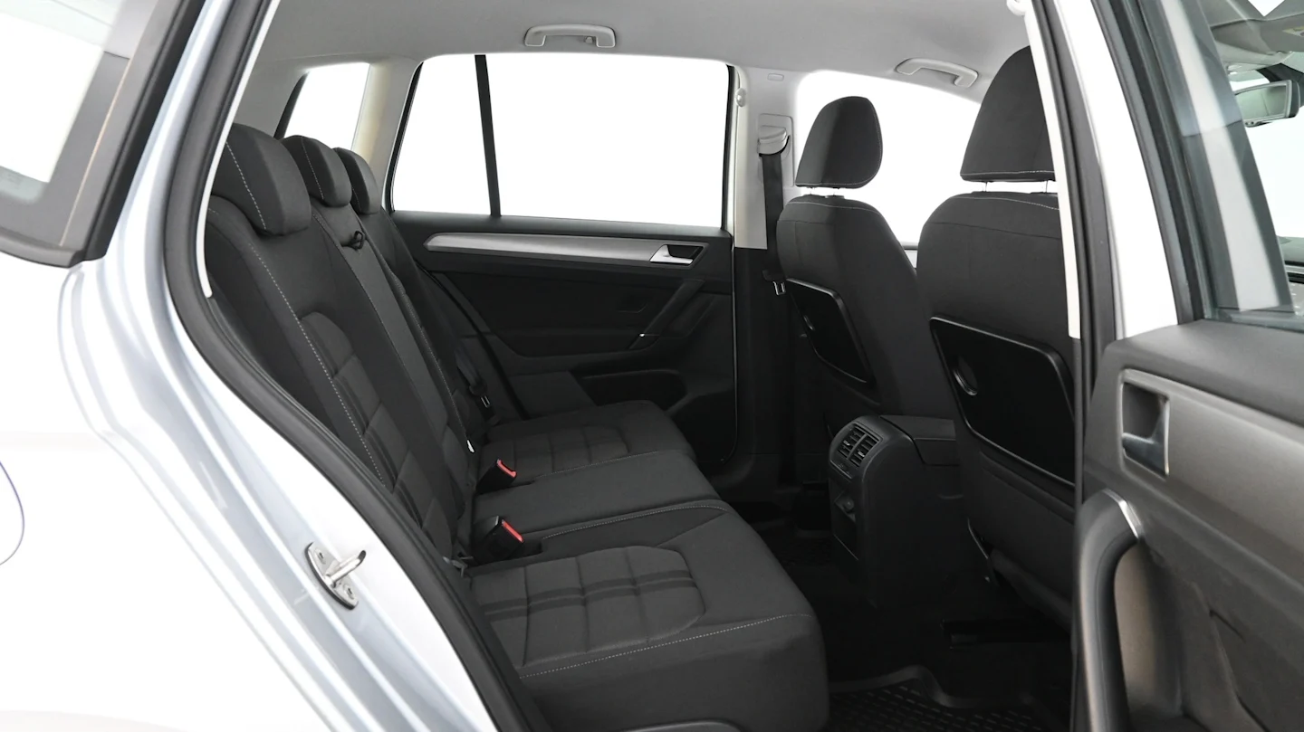 Car Image - 7oD7sFnVH0ZRedHcxm3Ger