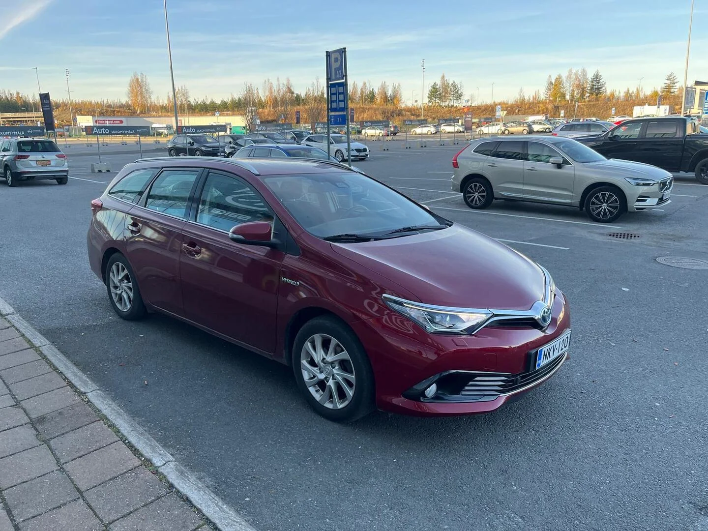 Car Image - 22Xwm3l05tZQVSBWKN7k6B