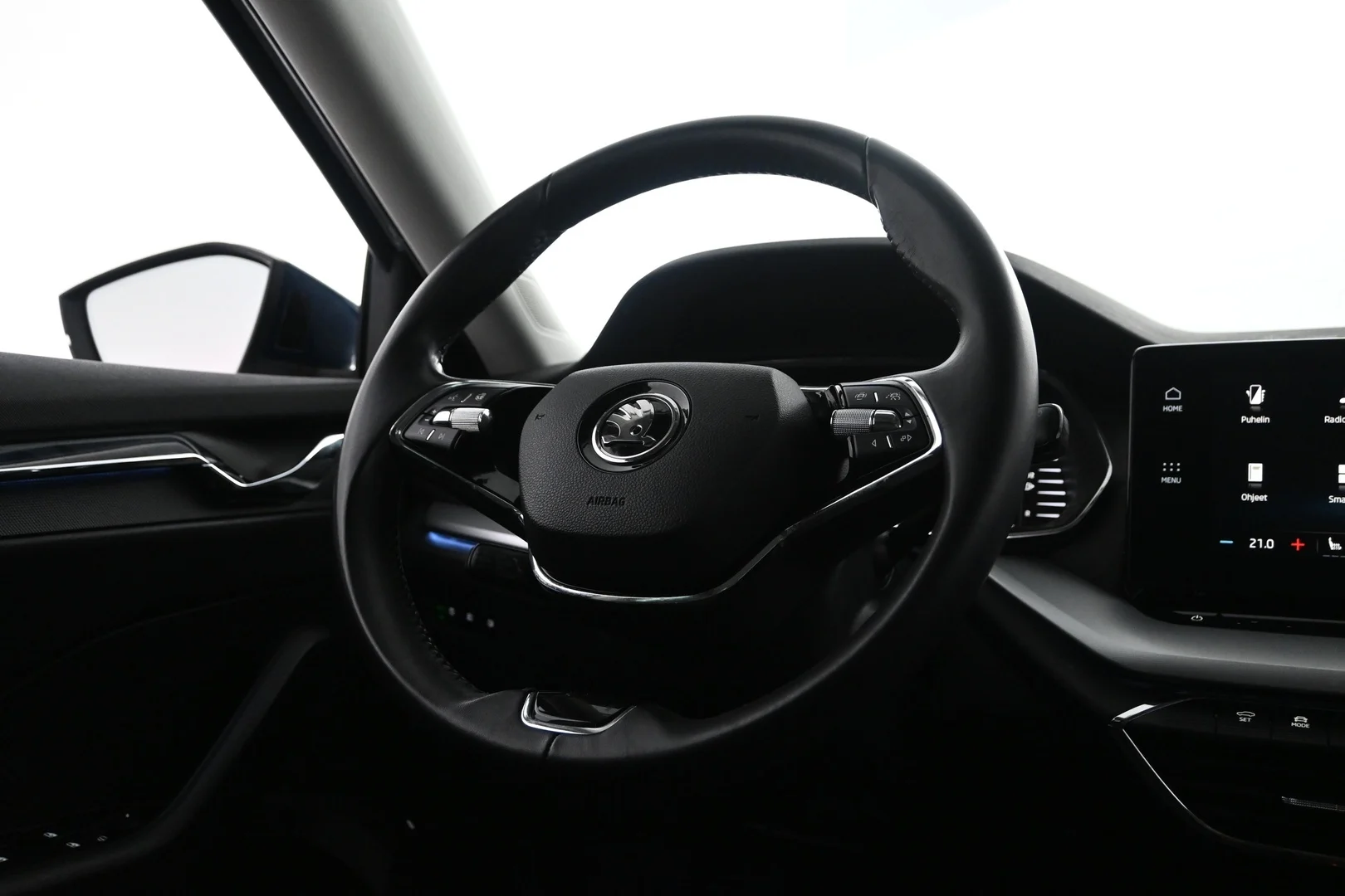 Car Image - 2sFzSRXANkCudJ4INJ7zTq