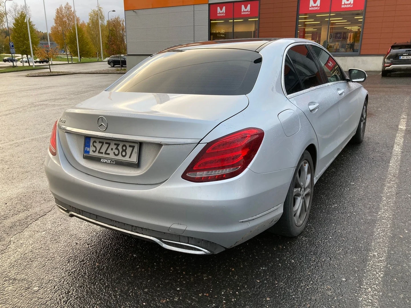 Car Image - 44ALI8vQjNJPm6zGCO7KdG