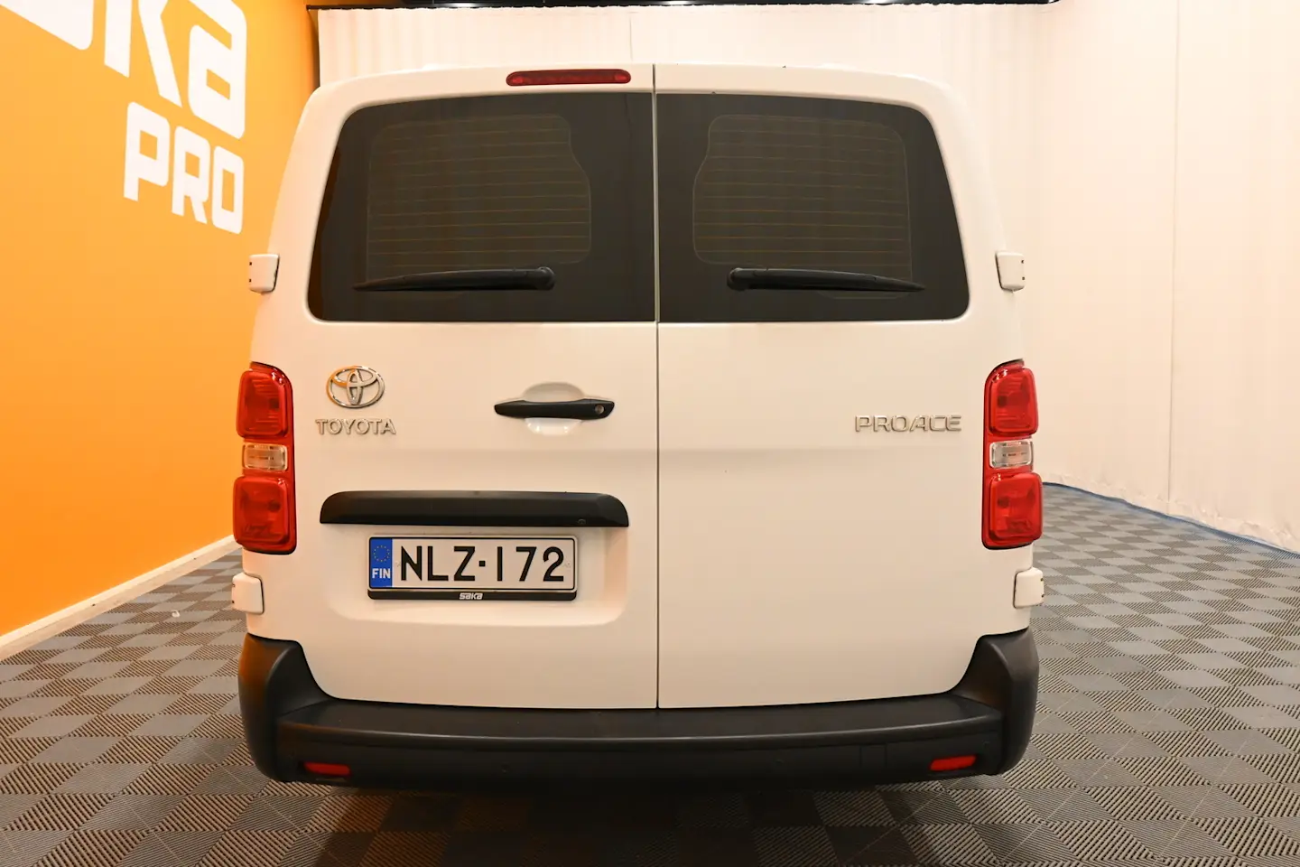 Car Image - 7gxPRZInWuaZEyEGhZ7YGc