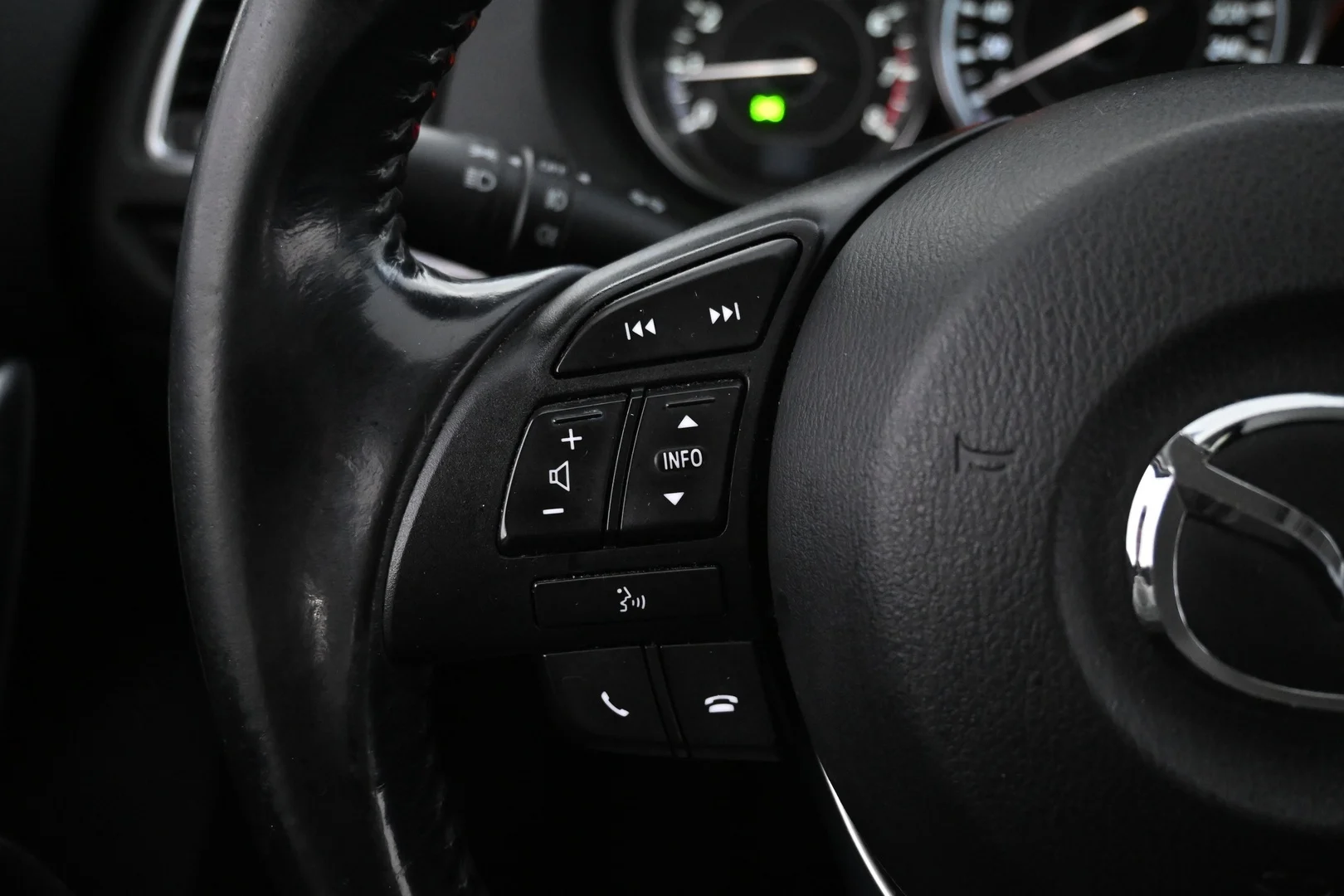 Car Image - 2l3DMfl7S6fTIROkLJz4K