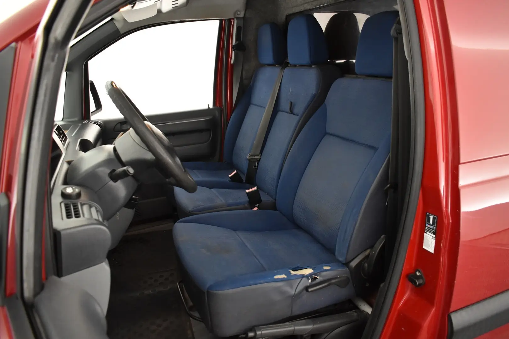 Car Image - 7s9mQolpfW3Kf3Lk1ej2q0