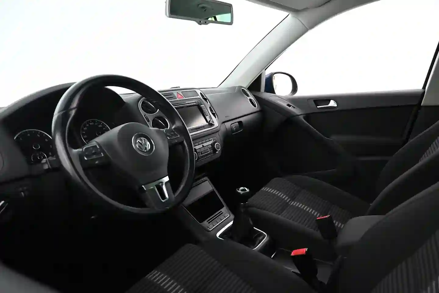 Car Image - 6TrG6ORZfoO1hi8wFGJzmf