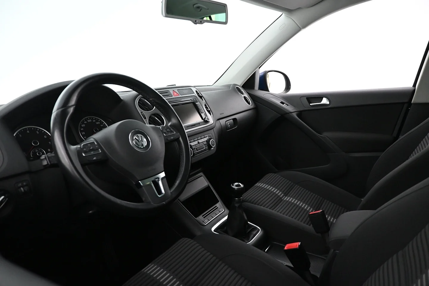Car Image - 6TrG6ORZfoO1hi8wFGJzmf