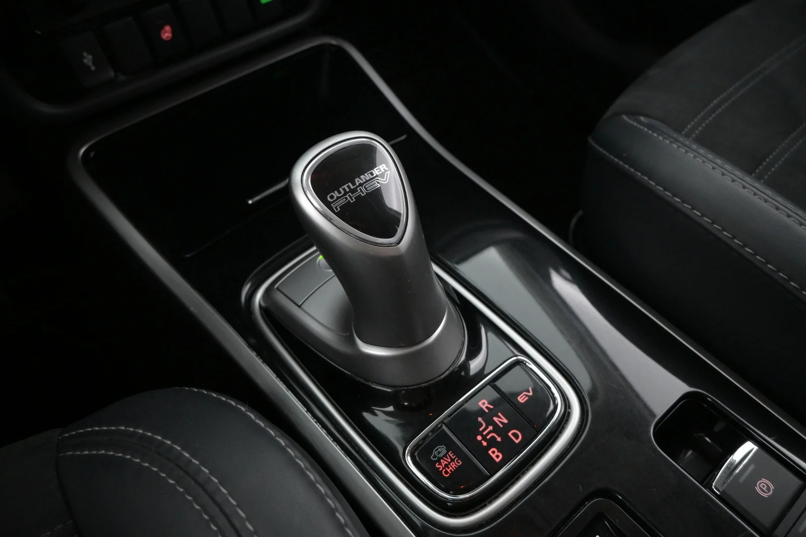 Car Image - rX3z3hcYitOiQQ46EixyI