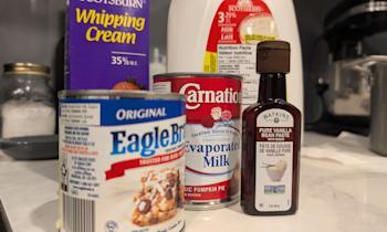 A photo of the ingredients for French vanilla creamer.