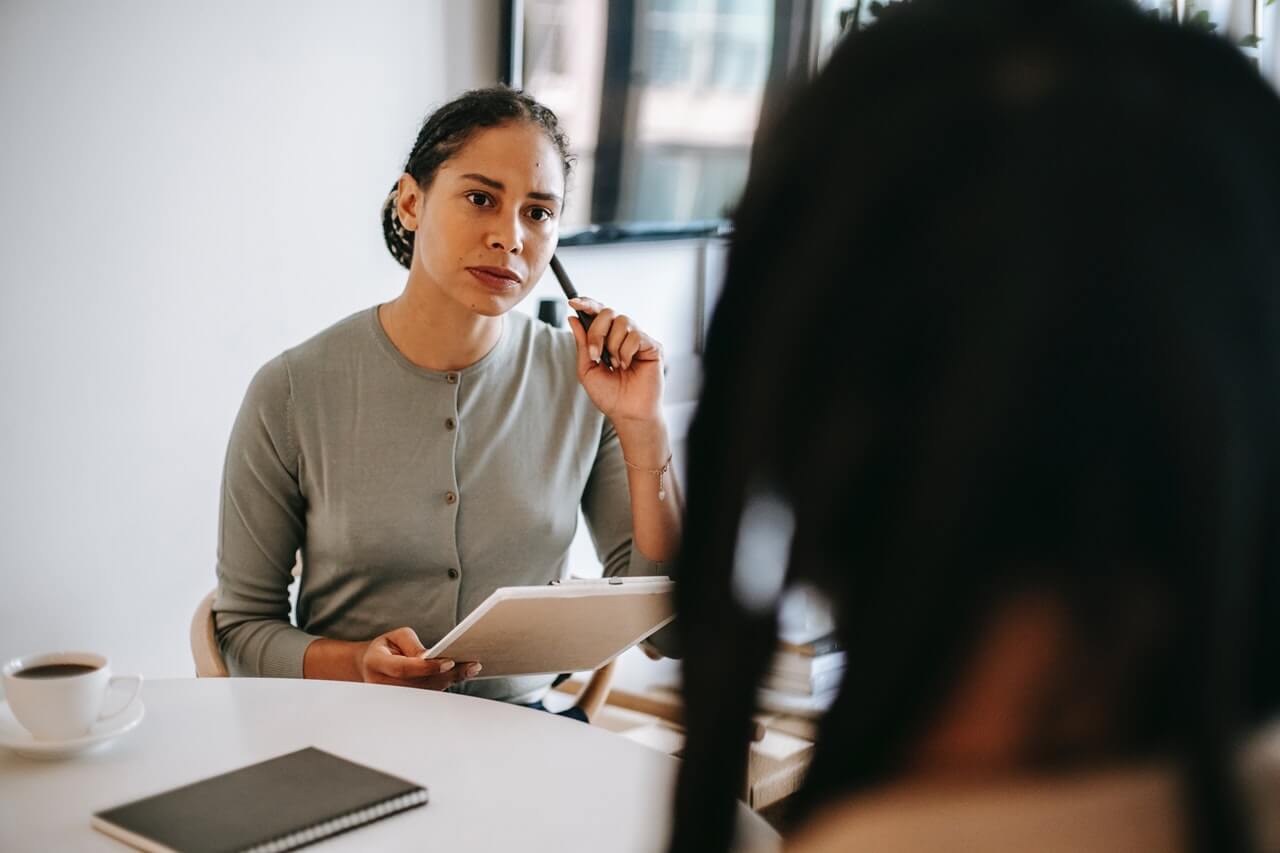 Psychologist vs Therapist What's the Difference?