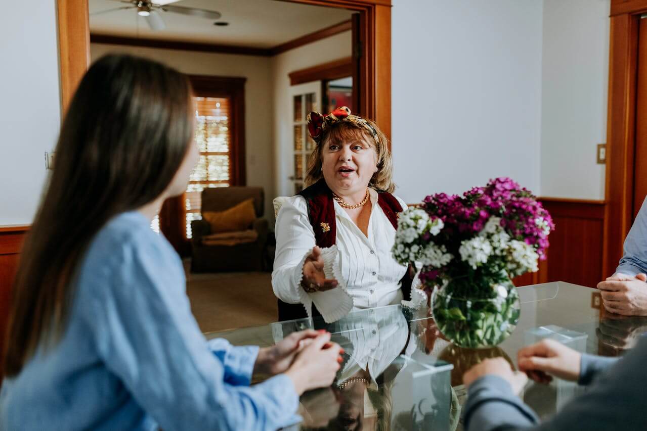 enmeshed-family-relationship