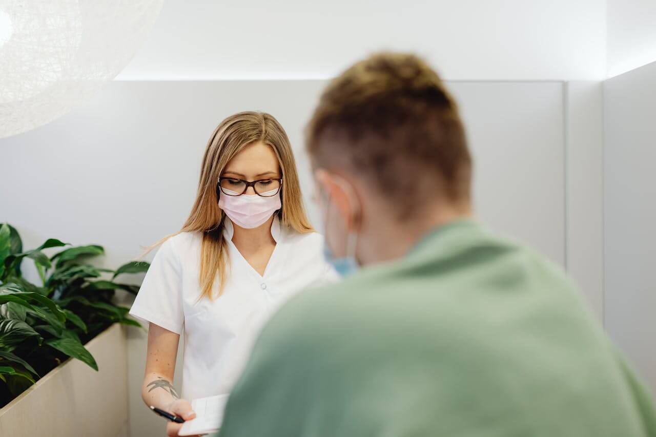 man-requesting-a-chronic-disease-management-plan