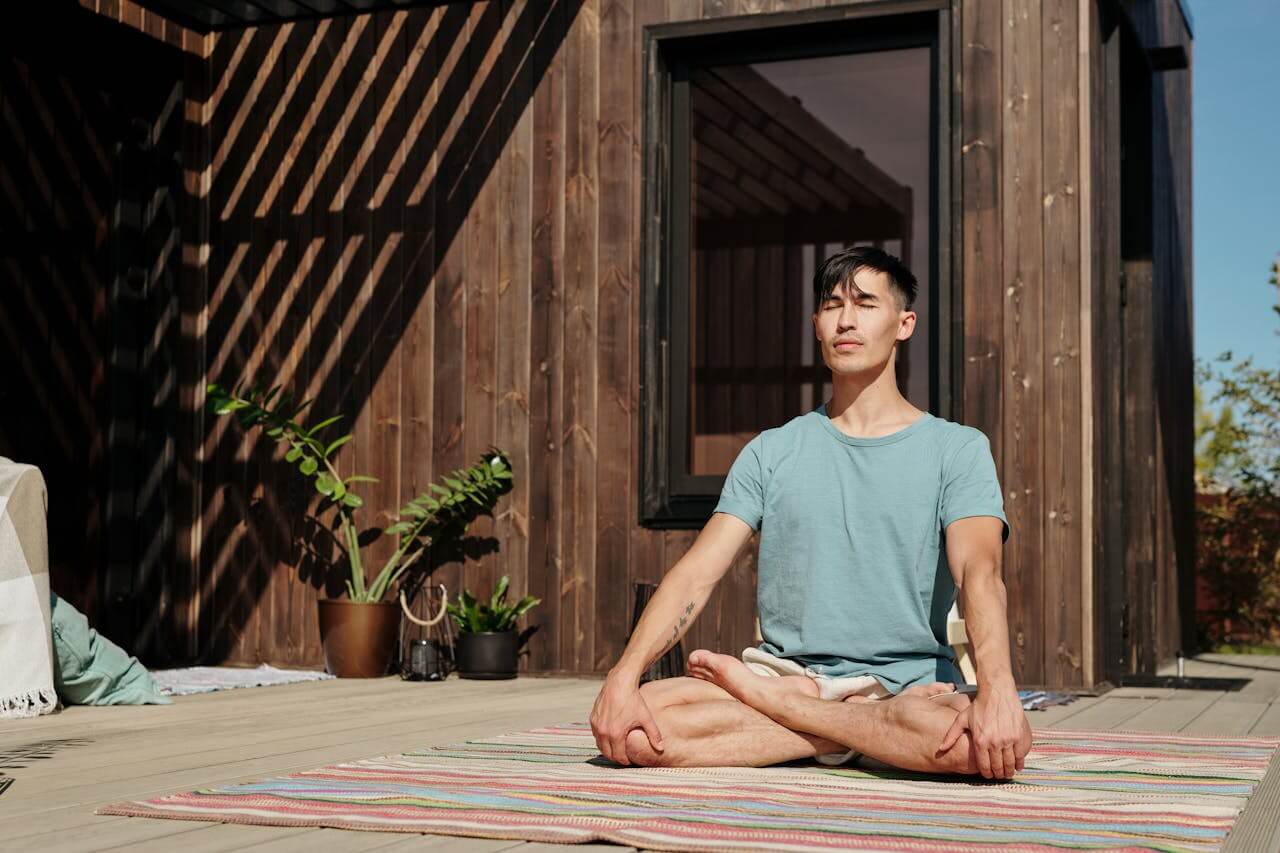 man-learning-how-to-meditate