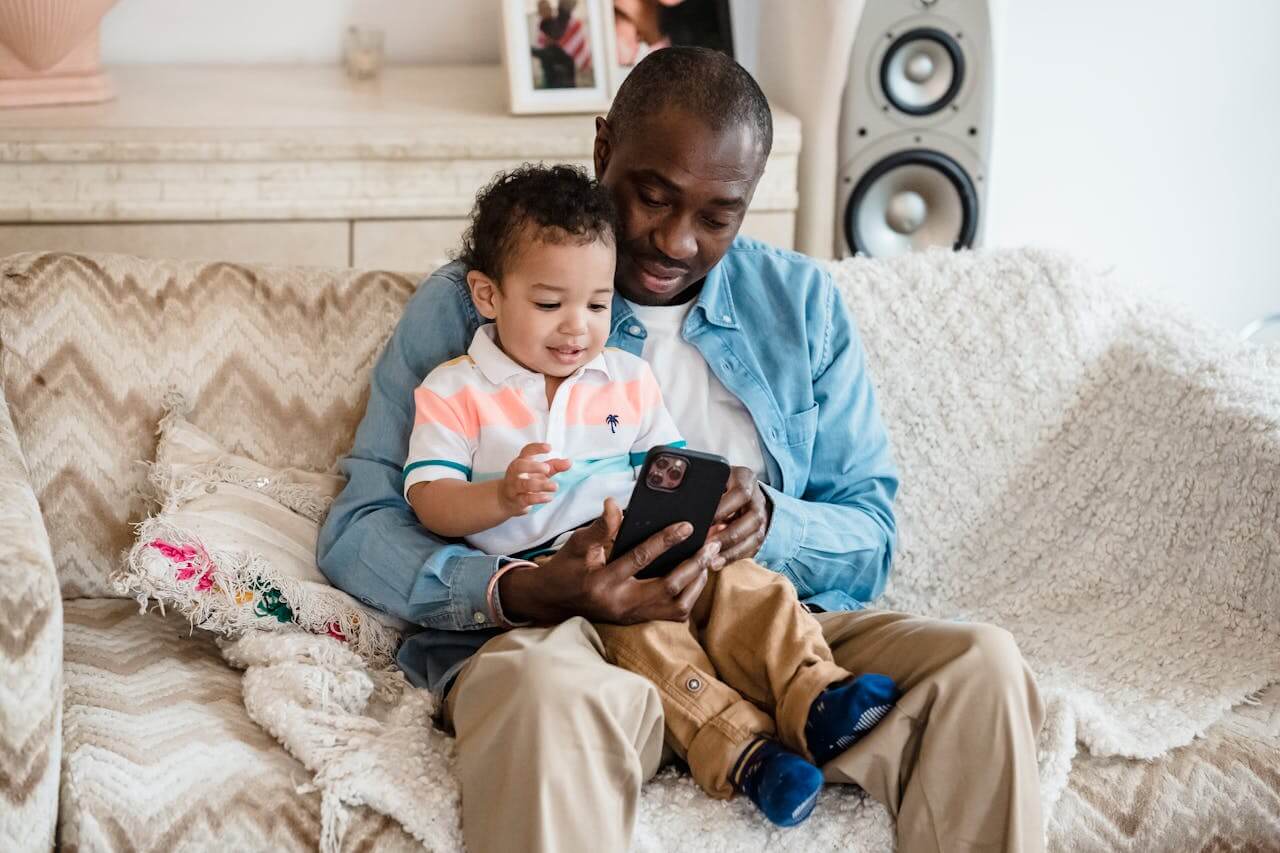 toddler-with-adhd-with-his-dad