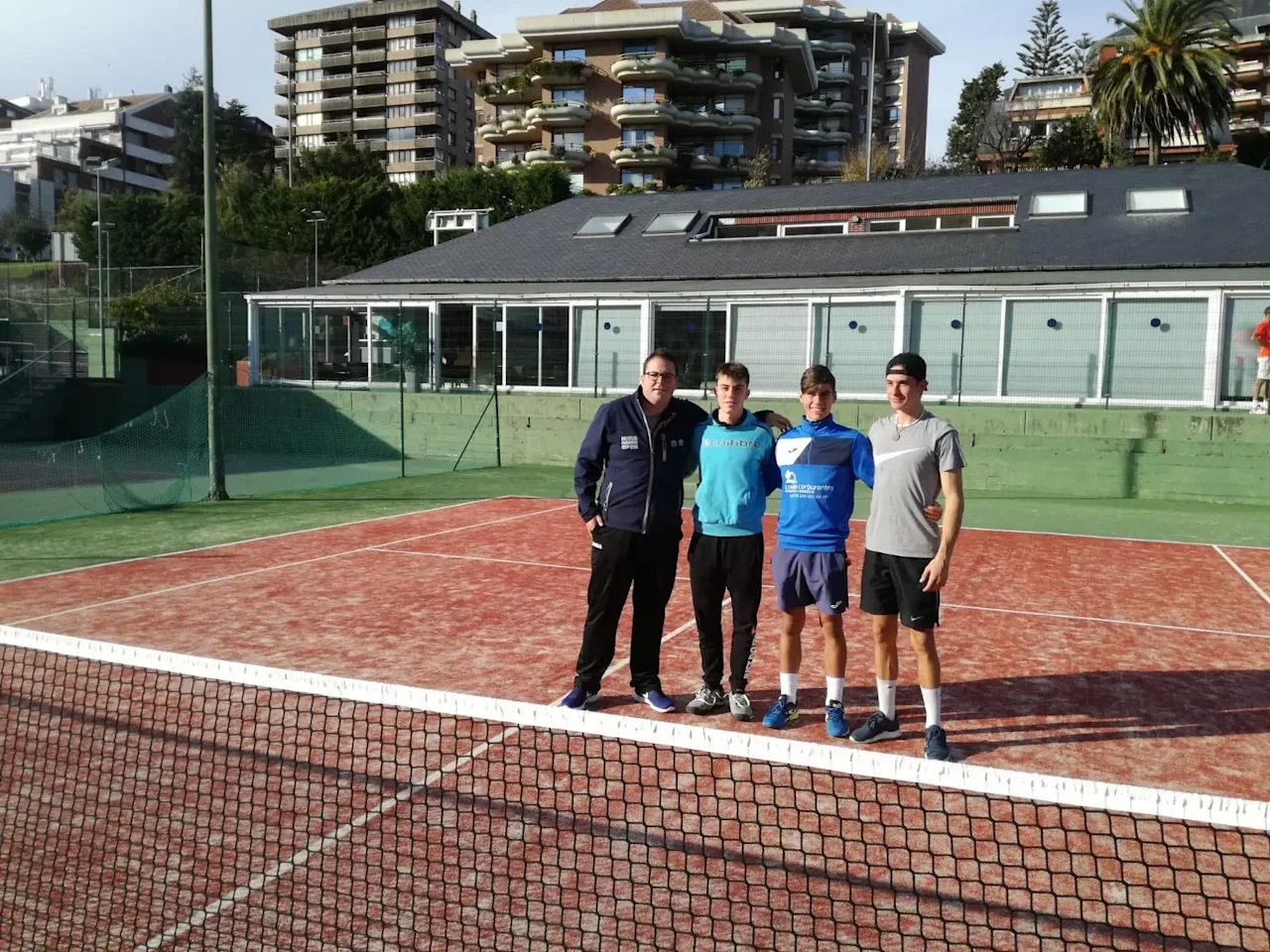 20181128-equipoabsolutocampeonmaster2018