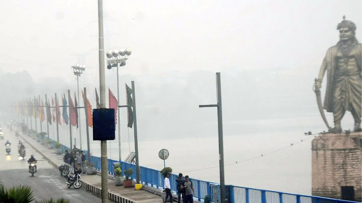 🥶 भोपाल में बढ़ी ठंड, न्यूनतम तापमान 8 डिग्री तक गिरा