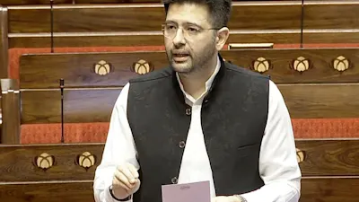 AAP में हलचल: राज्यसभा में डिप्टी लीडर पद से हटाए जाने के बाद Raghav Chadha का बड़ा बयान — “चुप कराया जा सकता है, हराया नहीं”"