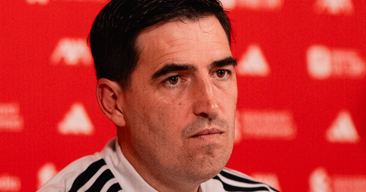 Friday Menu Pic Live on Friday: Watch Andoni Iraola's pre-Brighton press conference ...