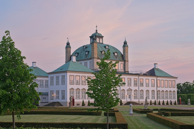 Escort i Fredensborg 3480 – by i Nordsjælland
