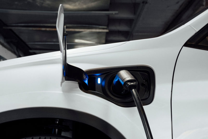 share-now-infleeting-bmw-x1-hybrid-1-charging ID 8660 (1)