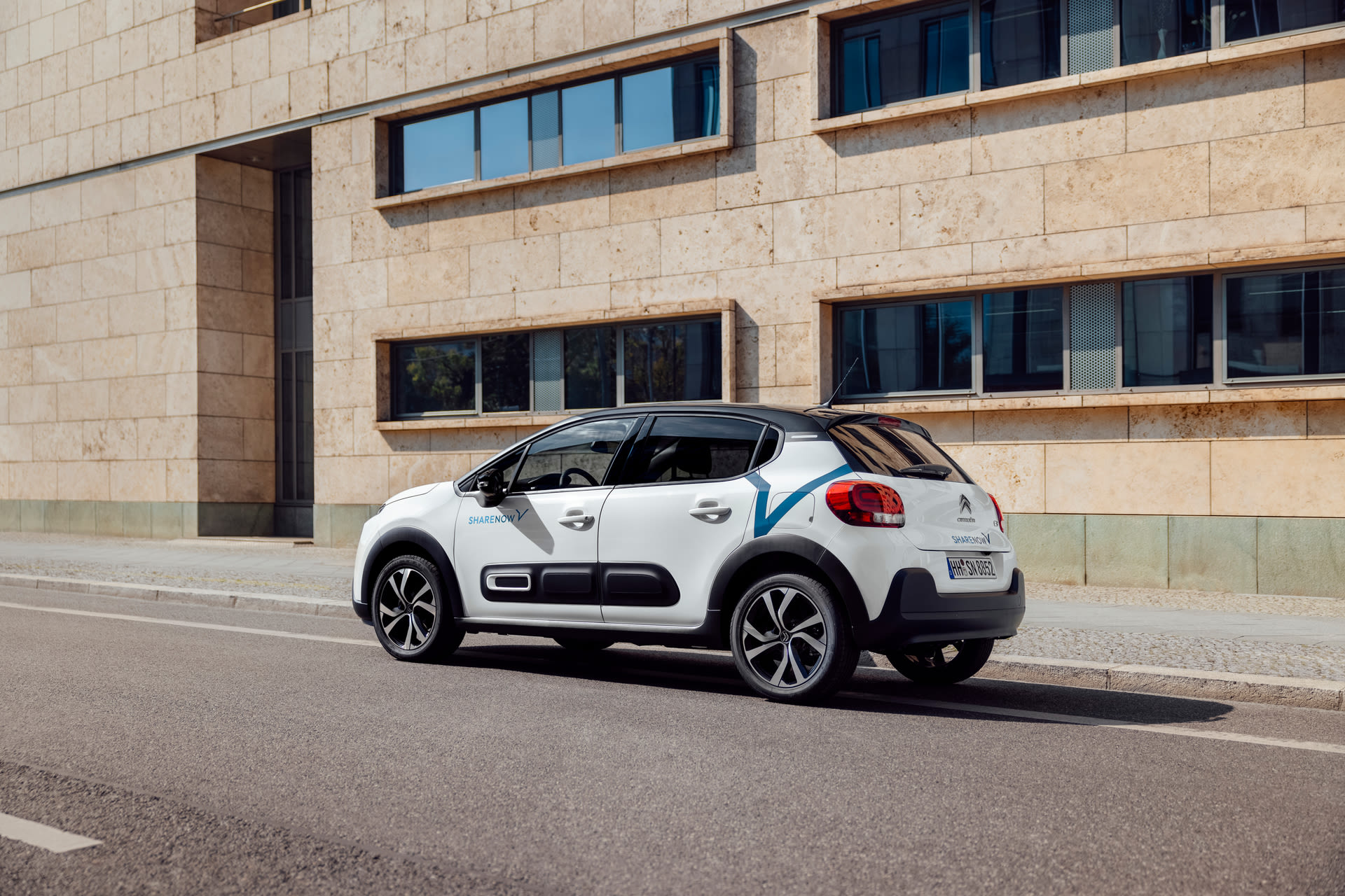 Fußballplatz Mieten In Der Nähe Citroën C3 mieten | SHARE NOW Deutschland