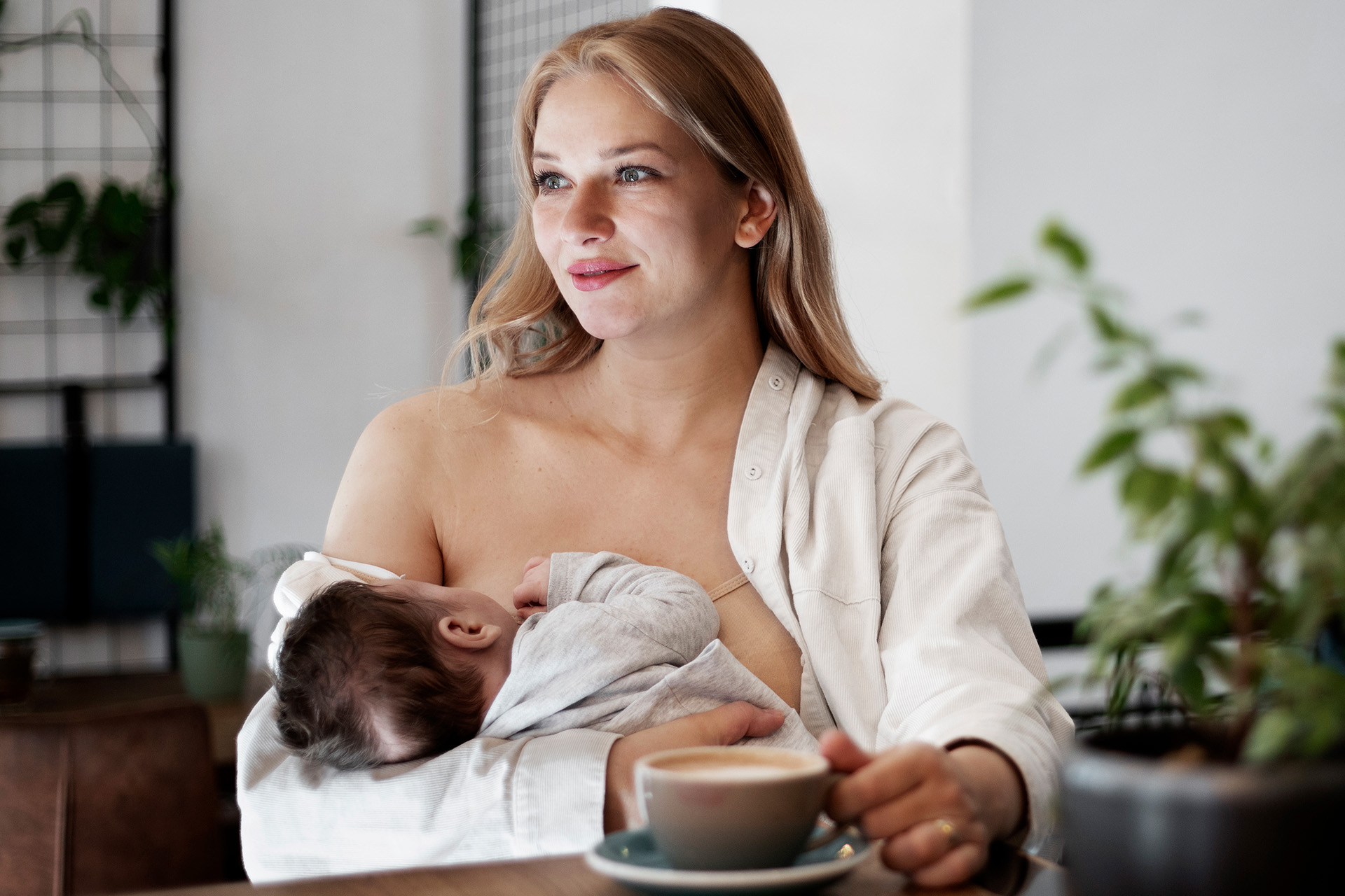 honey while breastfeeding