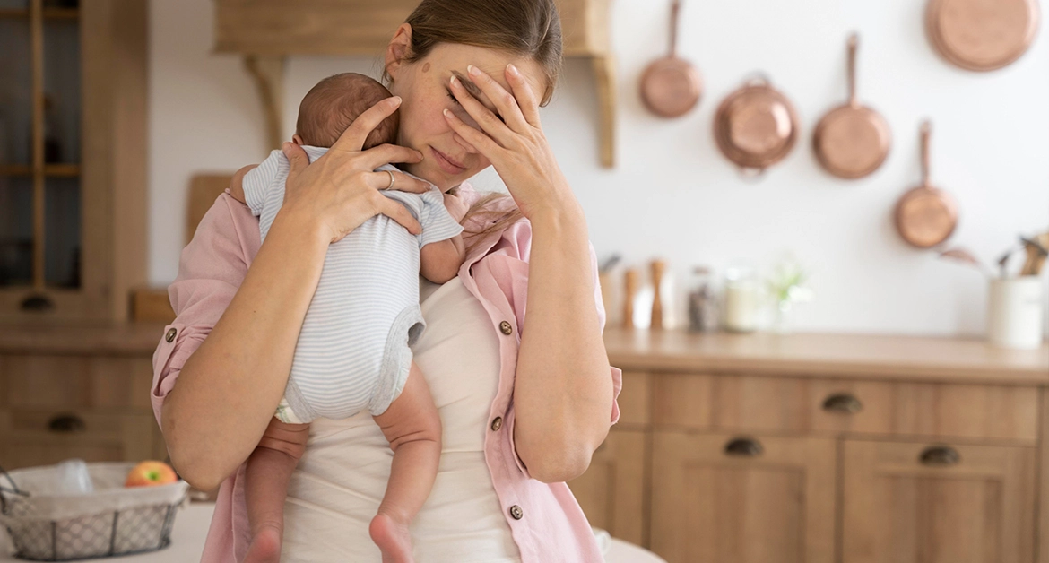 Reasons-For-Postpartum-Hormonal-Imbalance-And-Ways-To-Deal-1