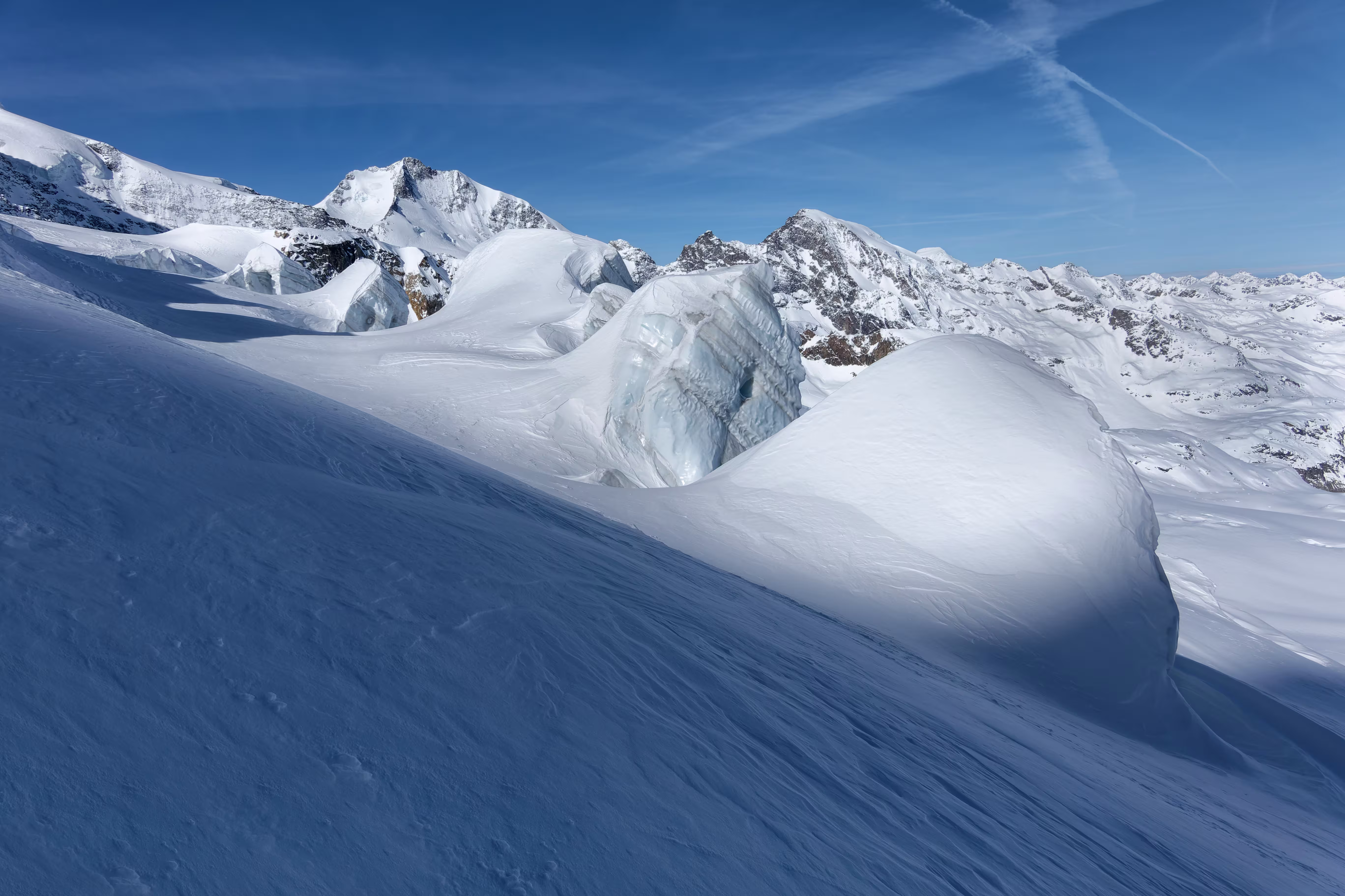 Il Bernina tra i seracchi