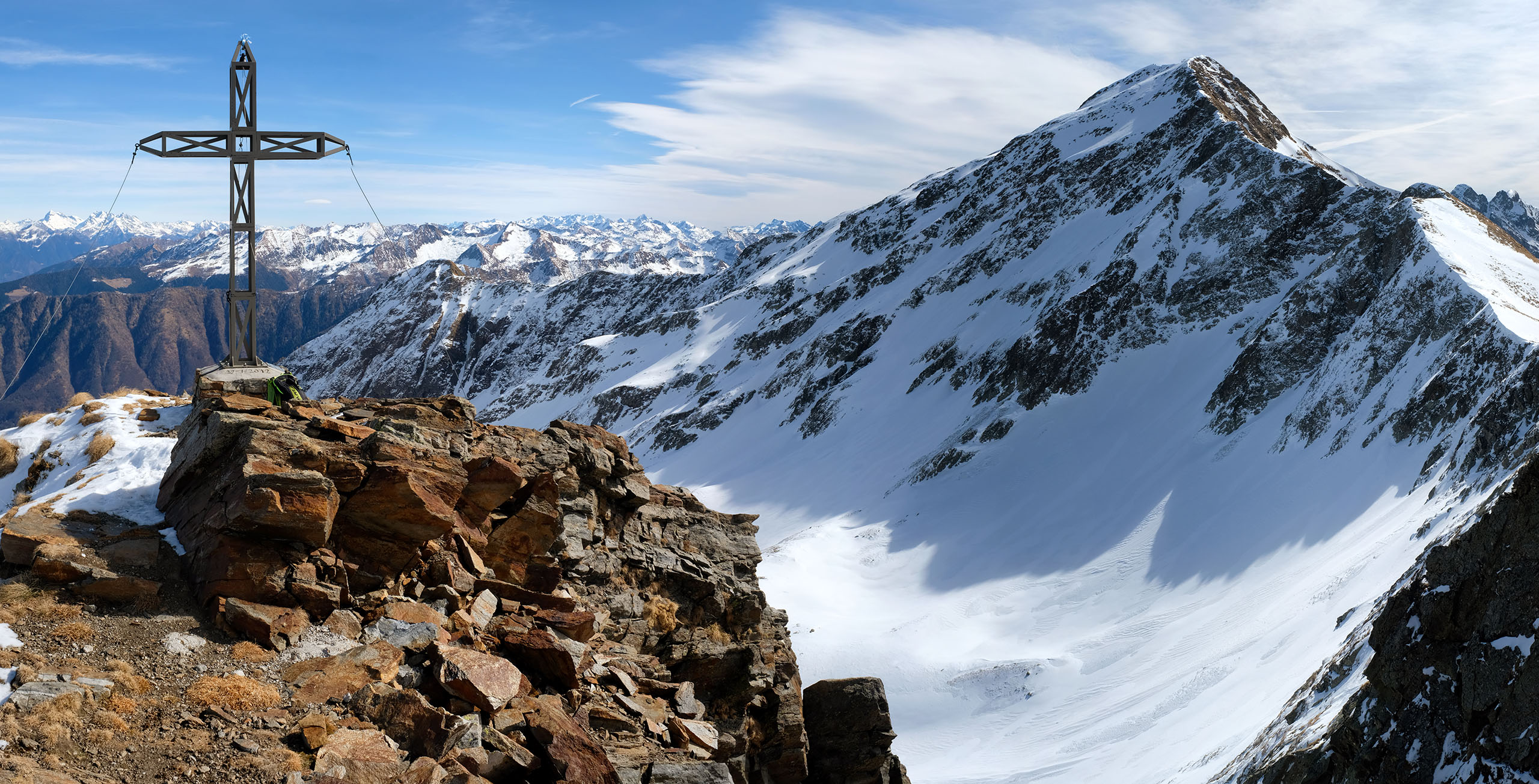 Scialpinismo al Pizzo della Cassera, il Mellasc dalla vetta