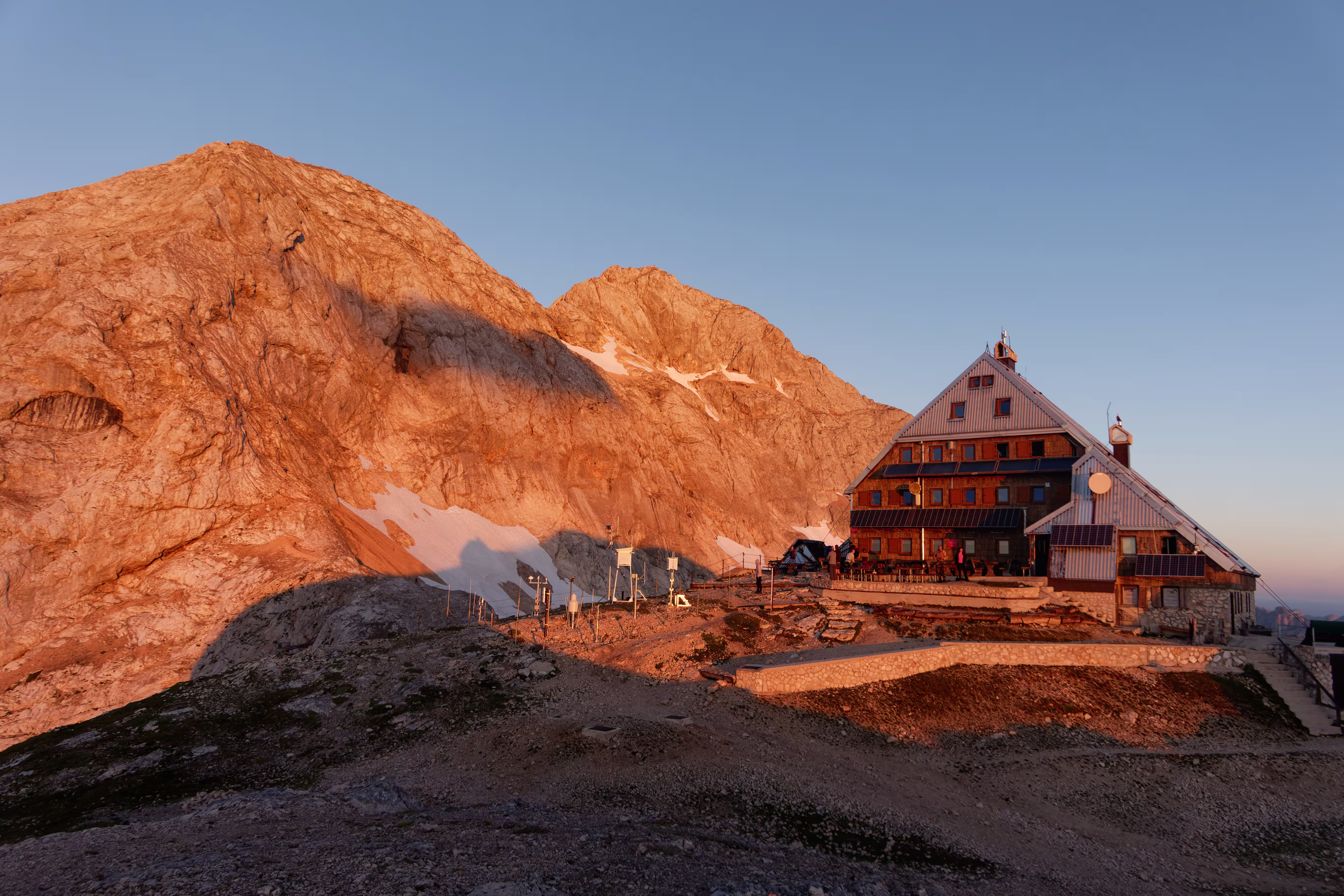 Il Kredarica al tramonto