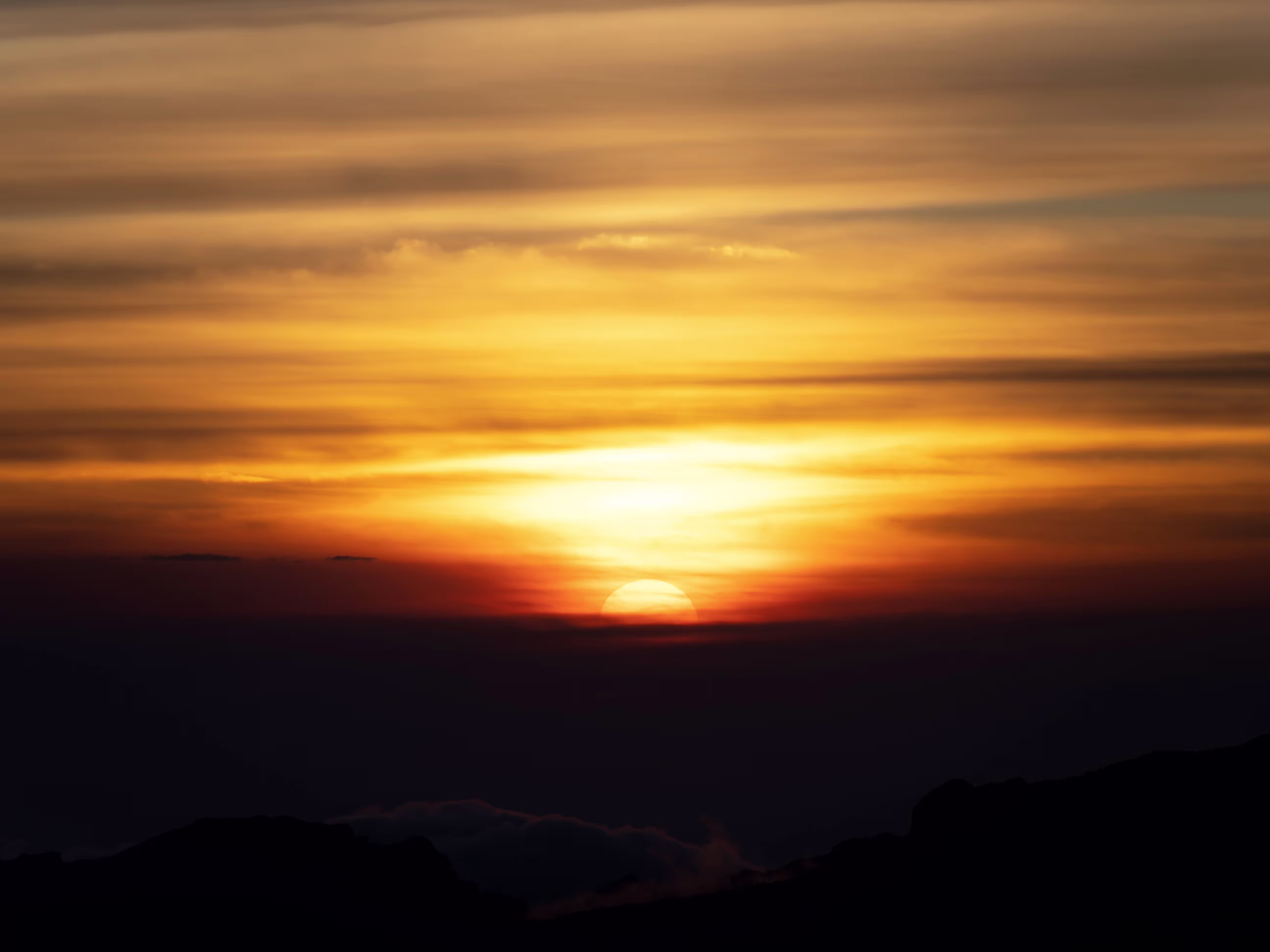 Il sole tramonta allo Shira Camp