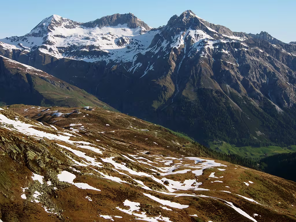 Albeggia verso la Svizzera