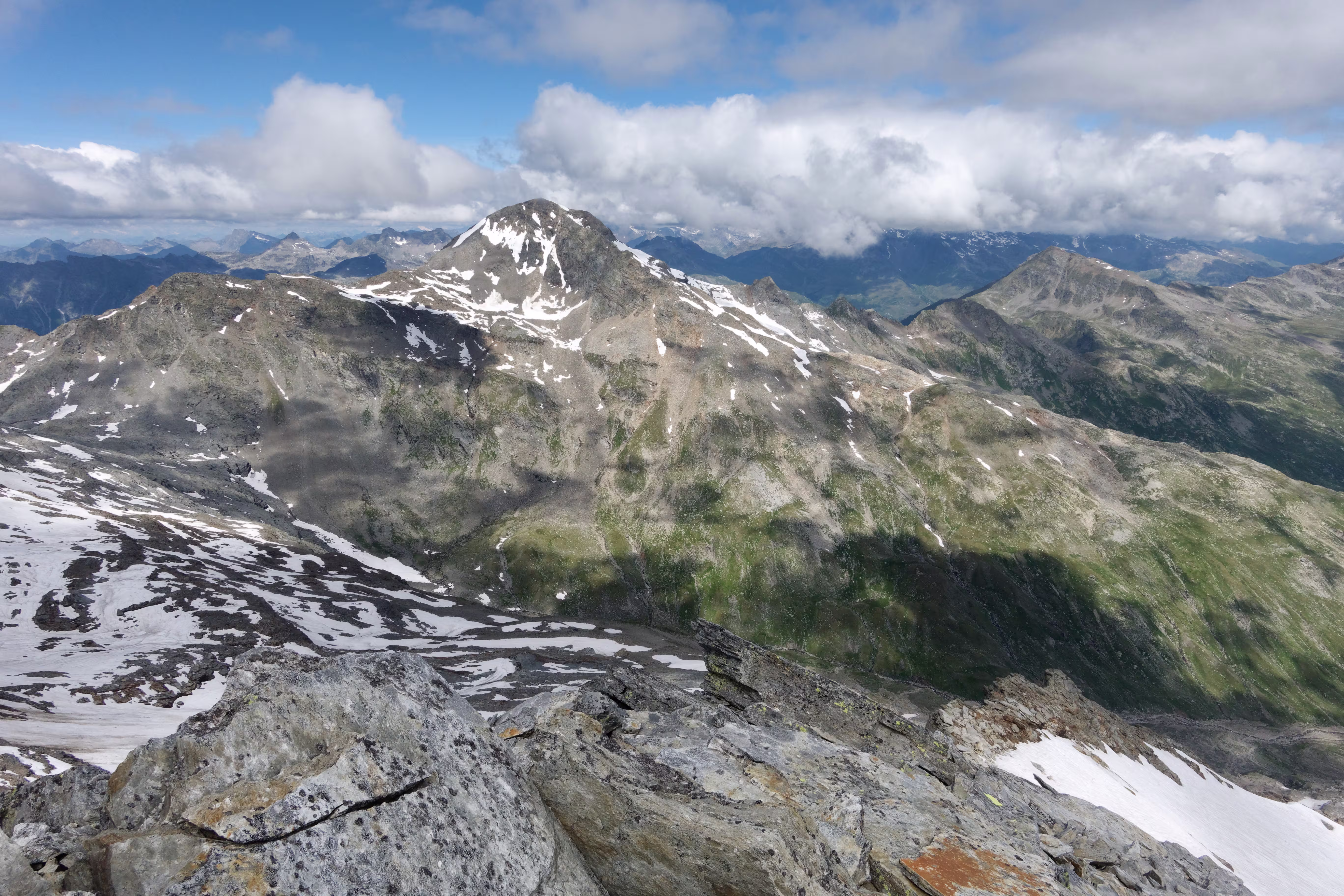 Il Pizzo Stella dalla vetta