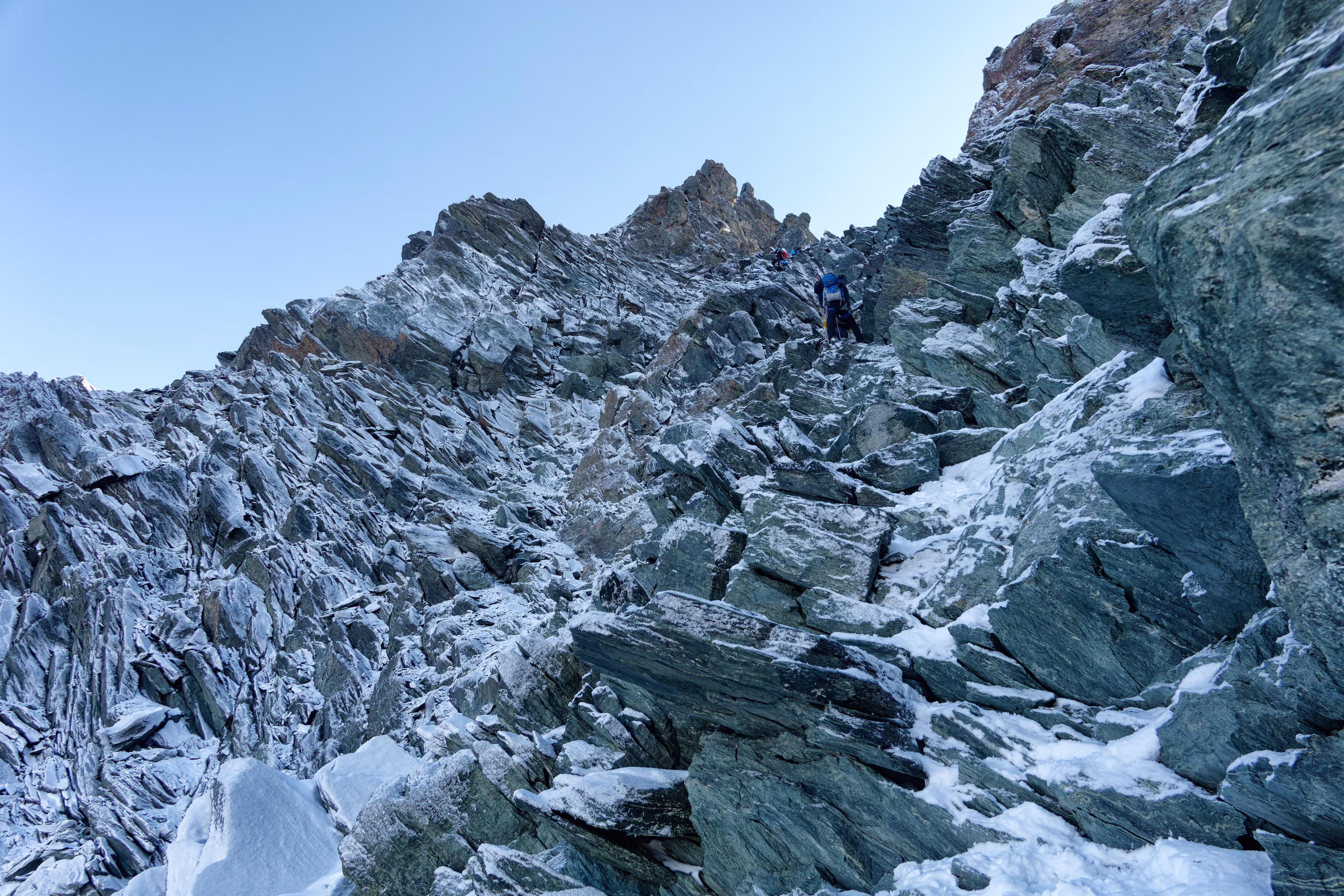 Facili passaggi fino alla targa