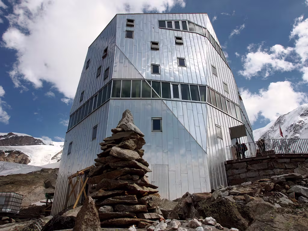 Monte Rosa Hutte