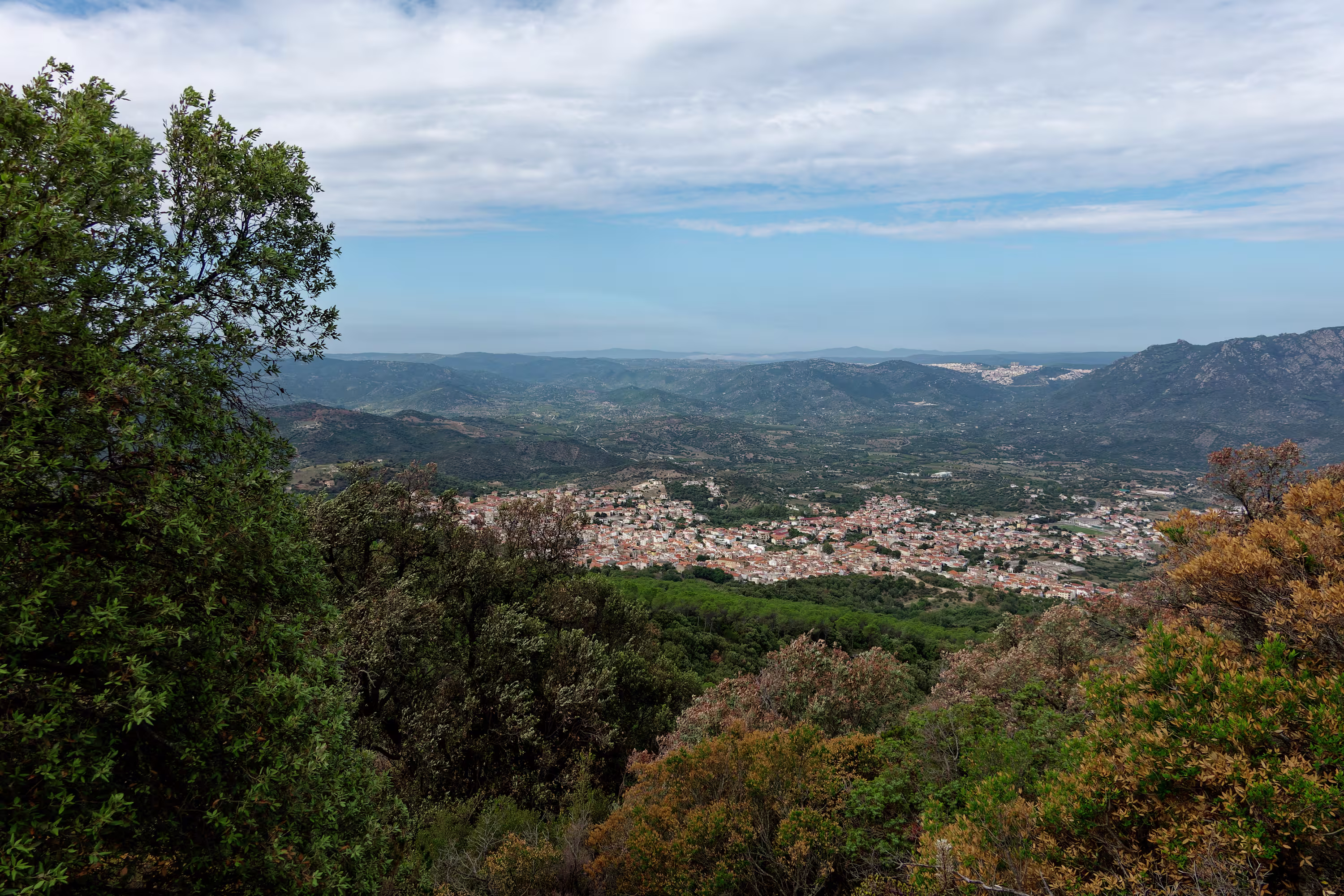 Vista su Oliena e Nuoro