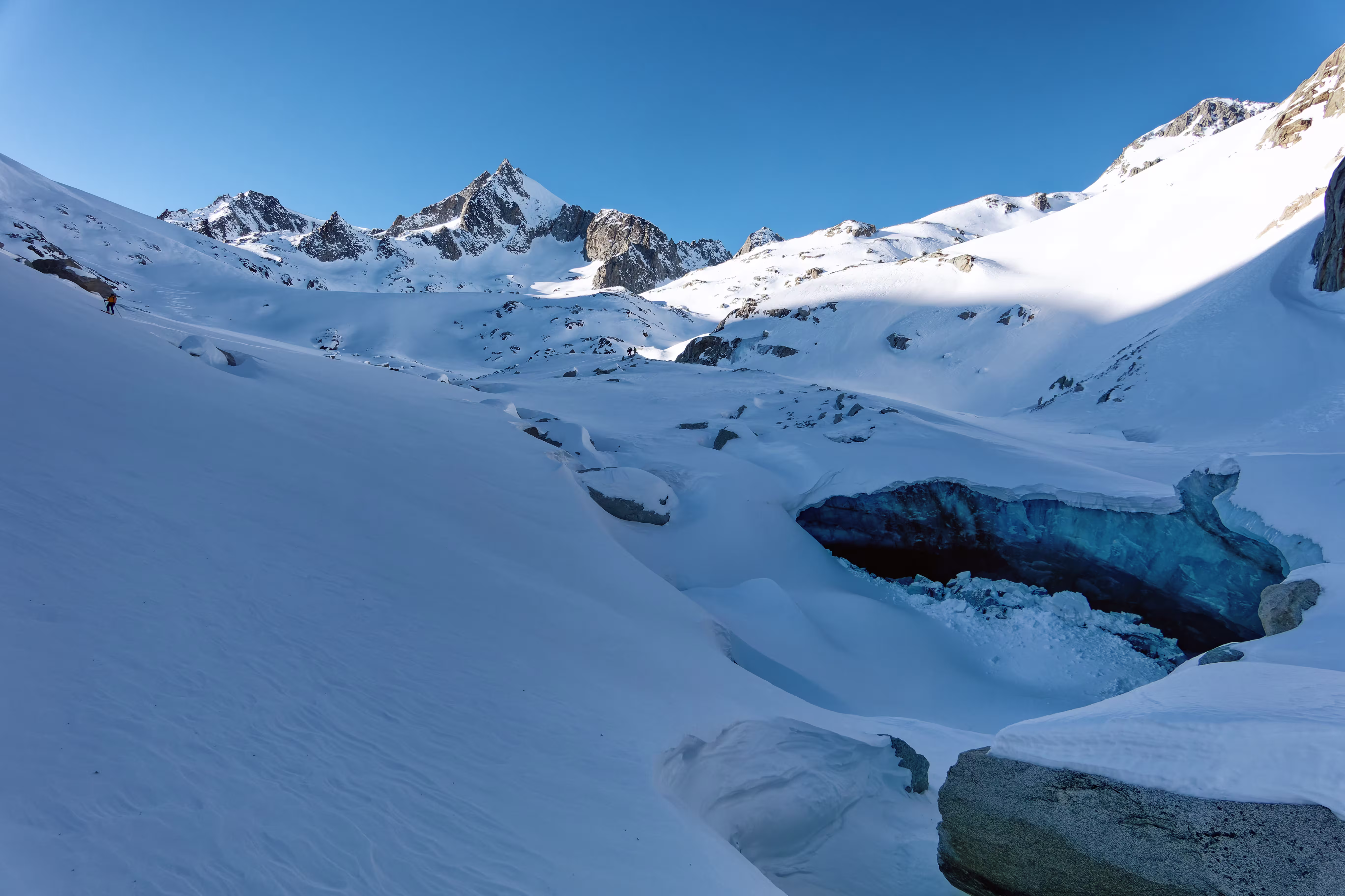 Il bellissimo vallone di discesa con sullo sfondo il Galmihorn