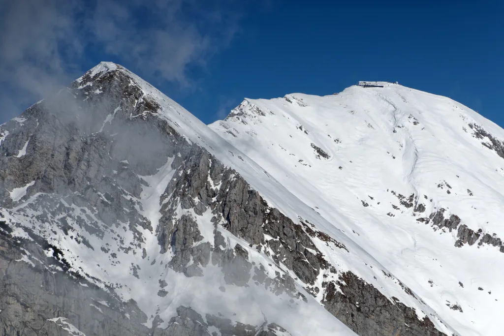 Sotto lo sguardo del Brioschi