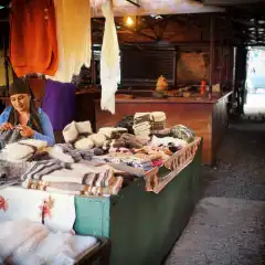 Dentro al mercatino di Terskol