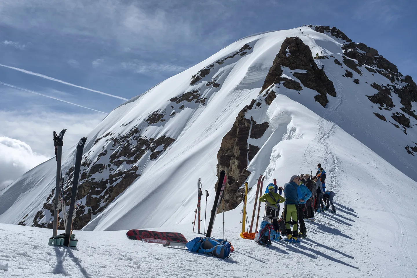 scialpinismo Punta San Matteo, La cresta dal deposito sci