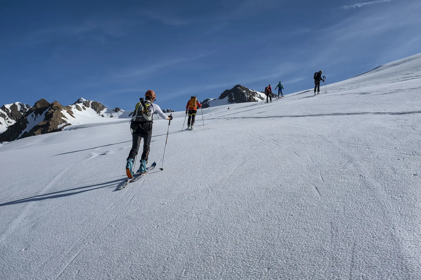 scialpinismo Punta San Matteo, Comoda salita sul ghiacciaio