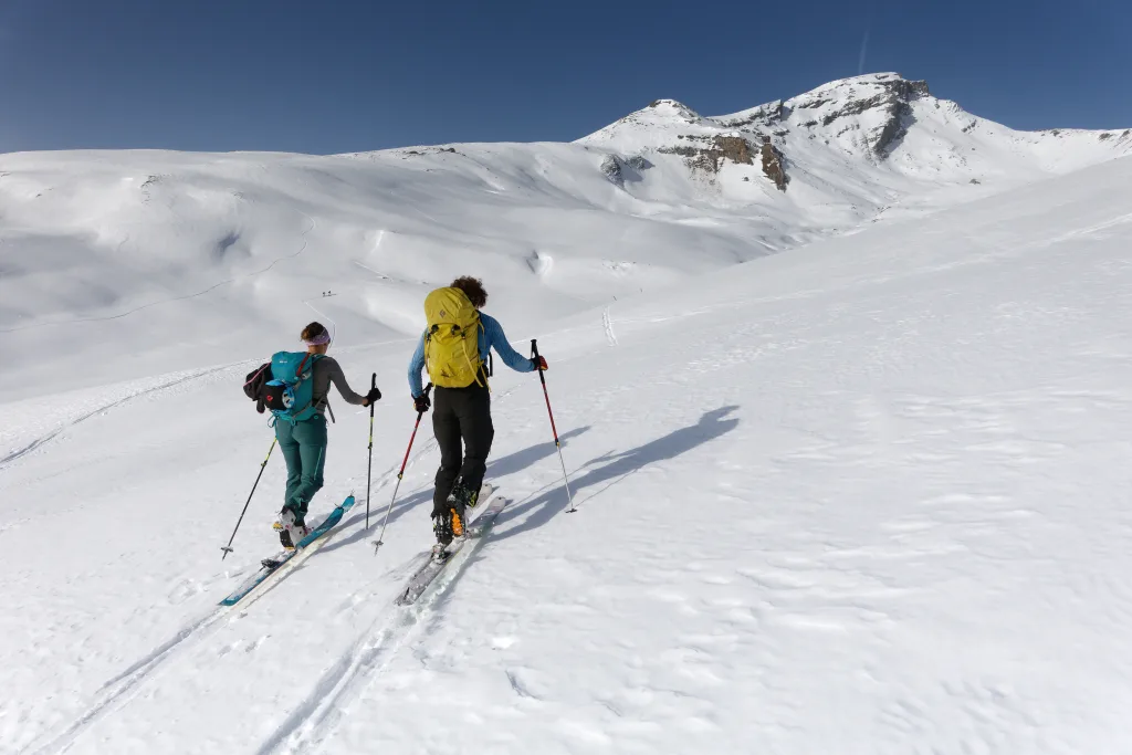 La vetta con a sinistra la cresta da percorrere