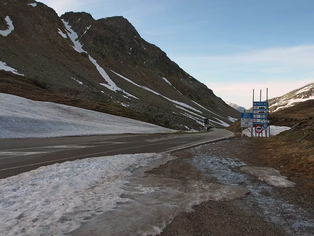 Partenza dal Passo Dello Spluga