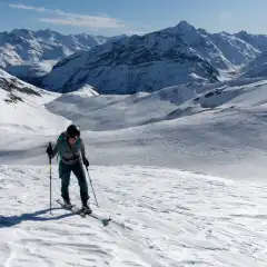 Poco sotto la cresta finale