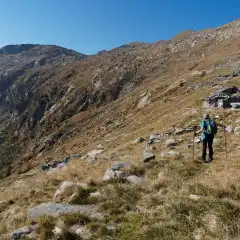 Si intravede la vetta dall’Alpe Piodella