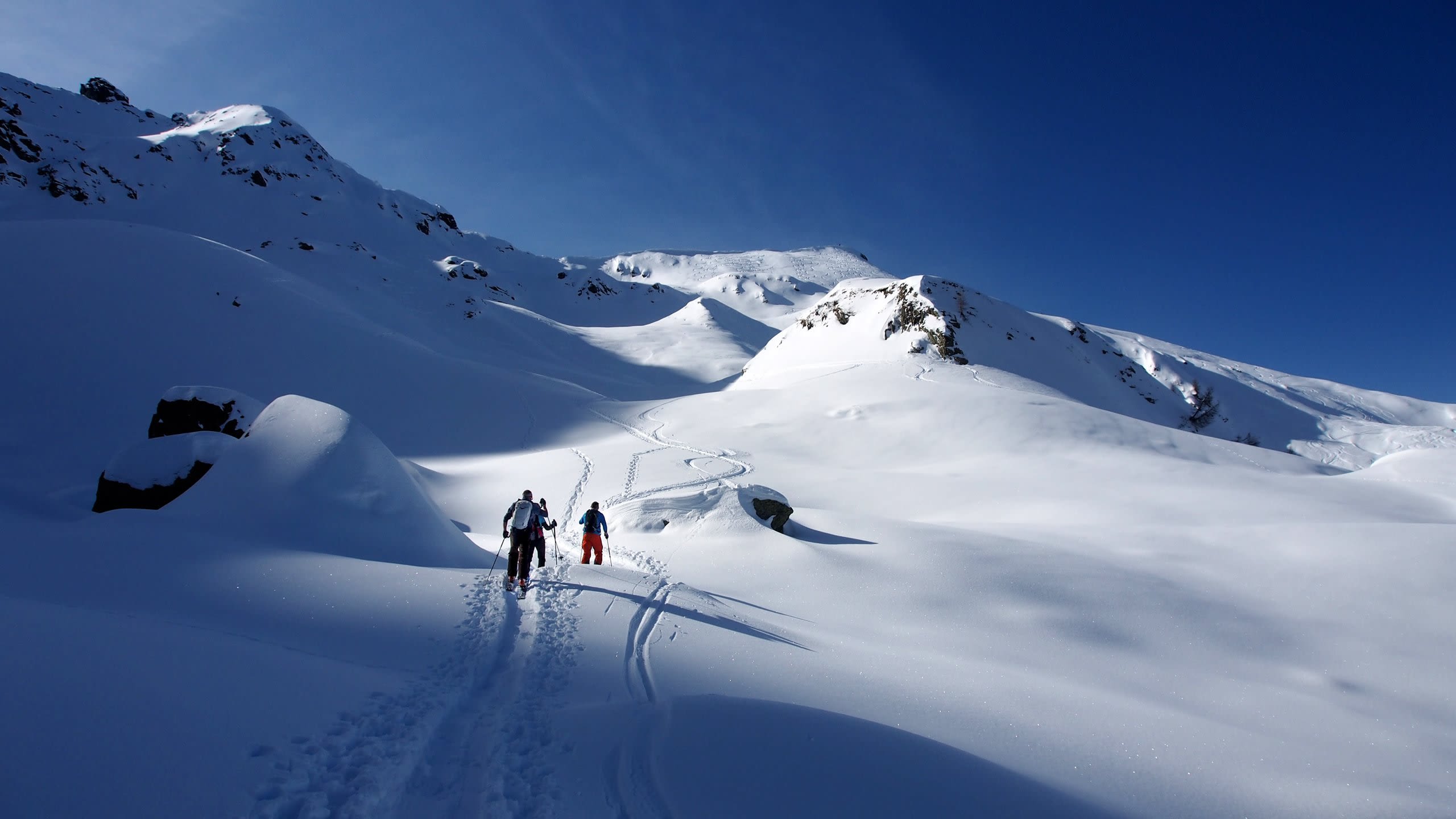 Il Monte Salmurano in veste invernale