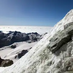 Mare di nuvole in lontananza