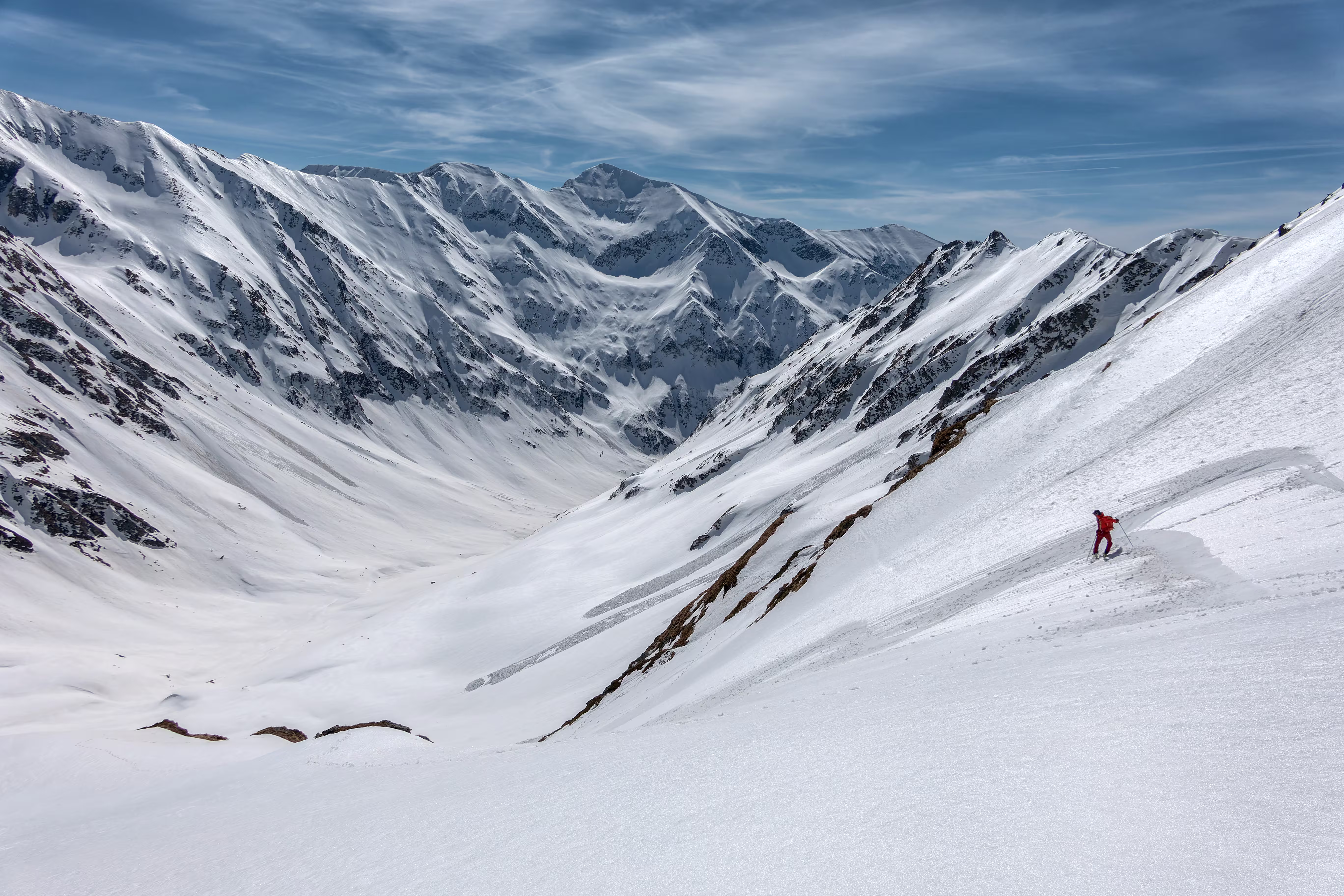 La discesa per l'attacco del canale